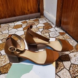 Michael Kors Heeled Sandals. Brown.